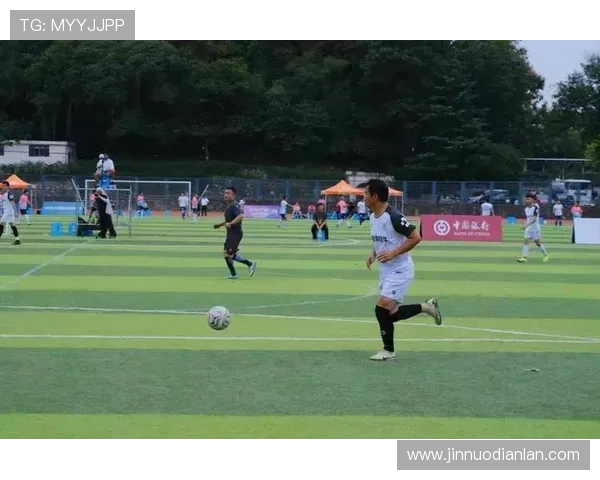 绿茵荣耀燃动青春激情世界足球盛宴闪耀赛场风云再起