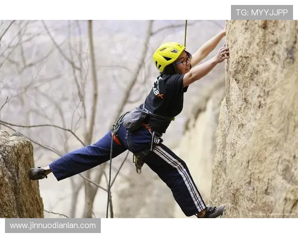 北京攀岩队防守体系解析与攀岩战术的深度探讨