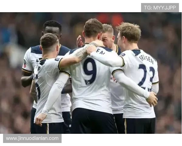 广州篮球队逆袭之路揭秘：从低谷到巅峰的奋斗与荣耀