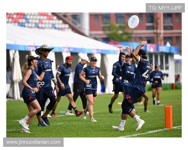 成都飞盘队的转型之路与飞盘运动的崛起解析